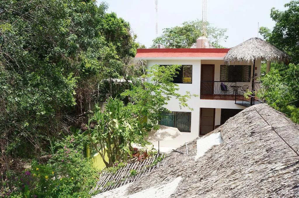 *** Frühstückspension Villa Zenaliza Tulum Mexiko